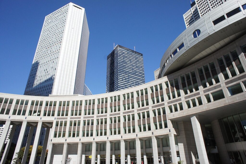 退職の連絡はいつどのように行うべきですか？