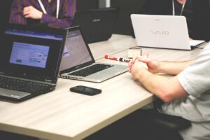 退職を同僚にいつ言うのがベストか？